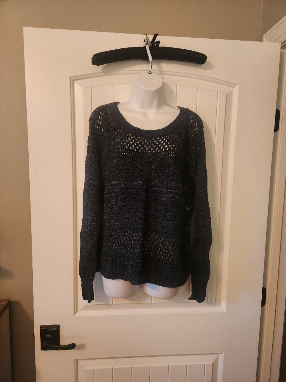 Victoria's Secret Sweater size M